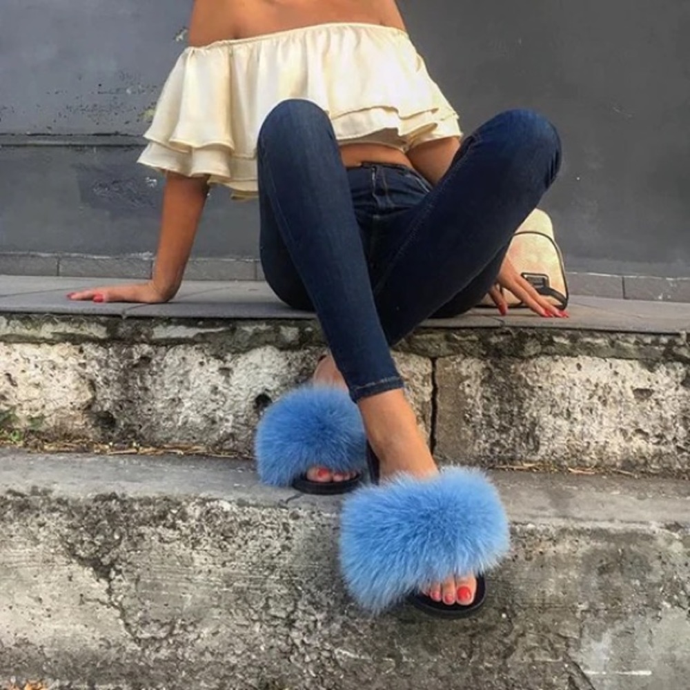 Blue rabbit fit slides - Picture 1 of 4